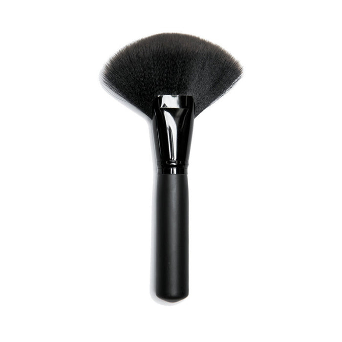 MORPHE BRUSHES Jumbo Fan Brush - MB33 by Avera Group