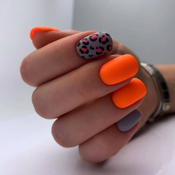 Akzentz Luxio - Shock by The Nail Hub