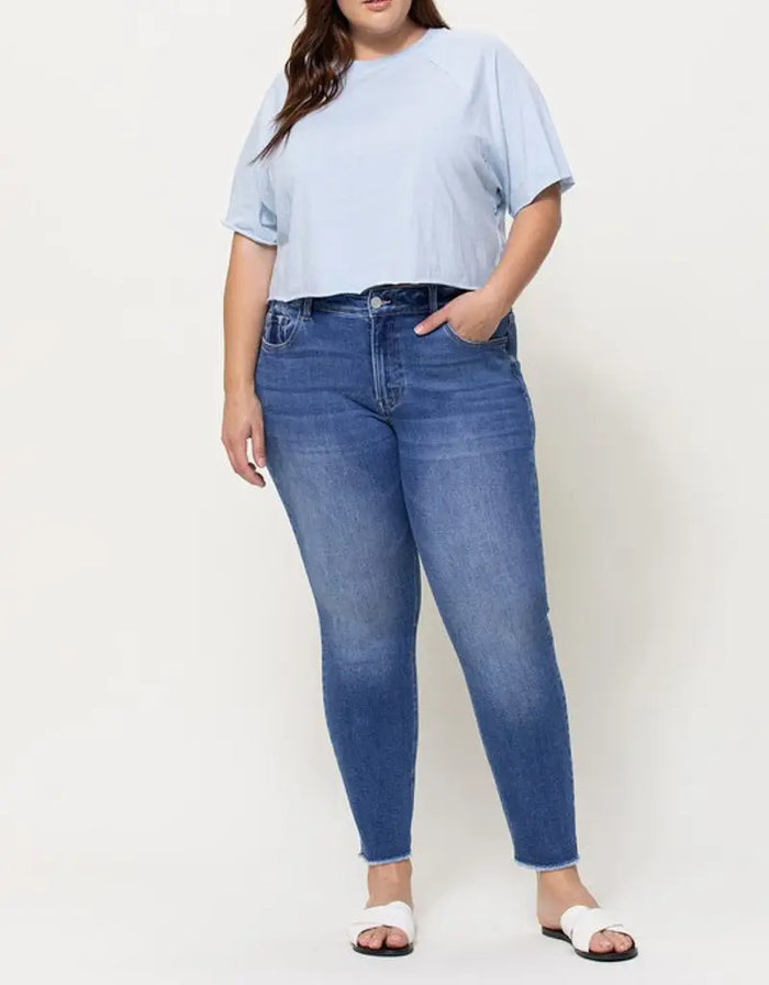 Amber Curvy Mid Rise Crop Skinny - Dark by Boutique 23