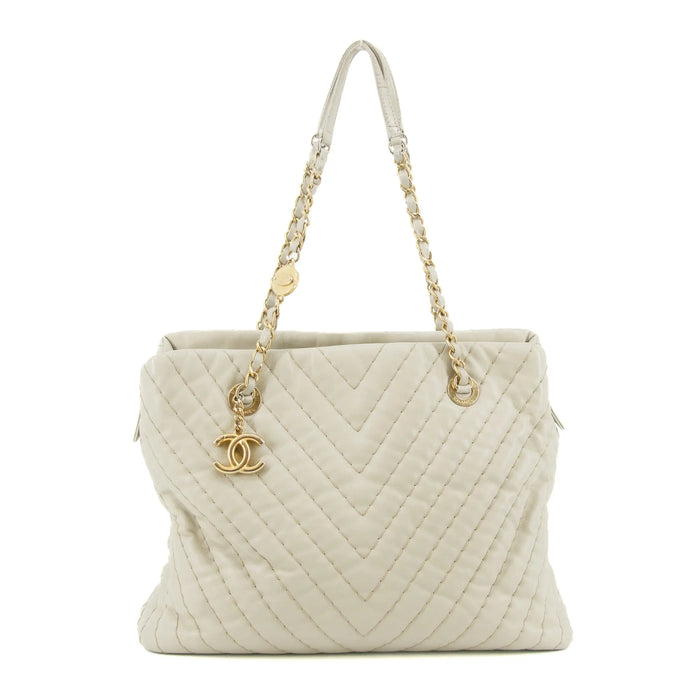 • Chanel Grey Lambskin Chevron Quilted Chain Shoulder Bag 16 Series #5860 by Bolt Boutique
