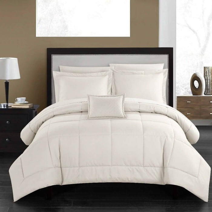 Chic Home Jordyn Minimalist Comforter Set by DailySale