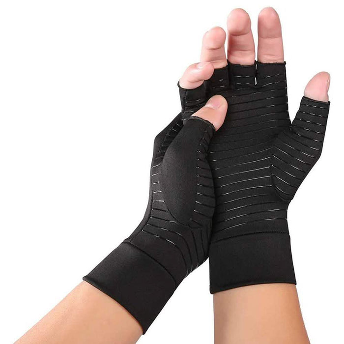 Copper Infused Therapeutic Compression Gloves For Men And Women by DailySale