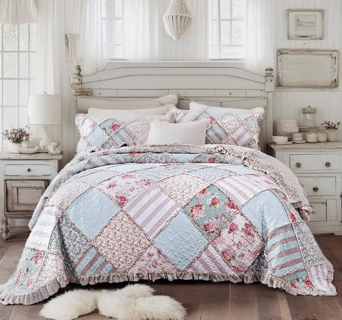 DaDa Bedding Hint of Mint Pastel Cotton Patchwork Quilt Set by DaDalogy Bedding Collection