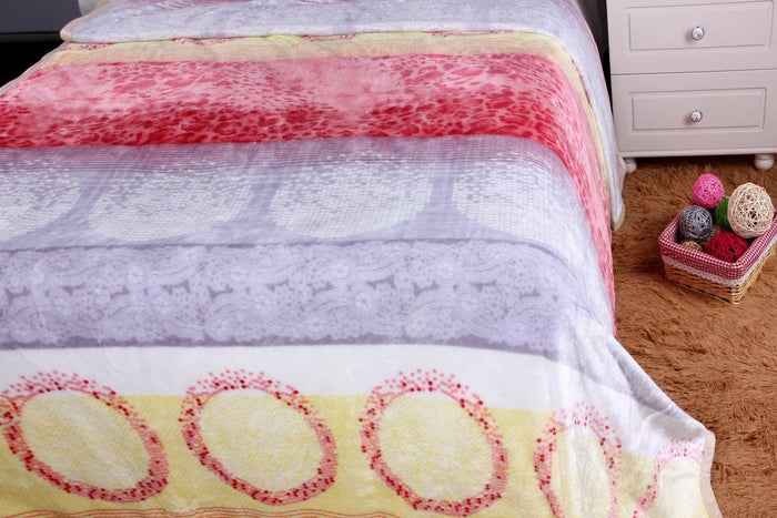 DaDa Bedding Seashore Sunny Yellow Lavender Floral Flannel Mink Fleece Throw Blanket (XY9901) by DaDalogy Bedding Collection