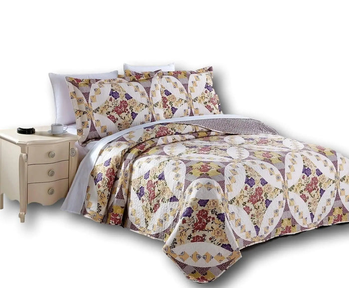 DaDa Bedding Wisteria Cottage Roses Floral Lightweight Quilted Bedspread Set (HS-1003) by DaDalogy Bedding Collection