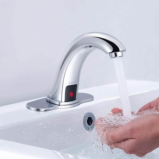 Dalmo Battery Powered Touchless Bathroom Faucet by DailySale
