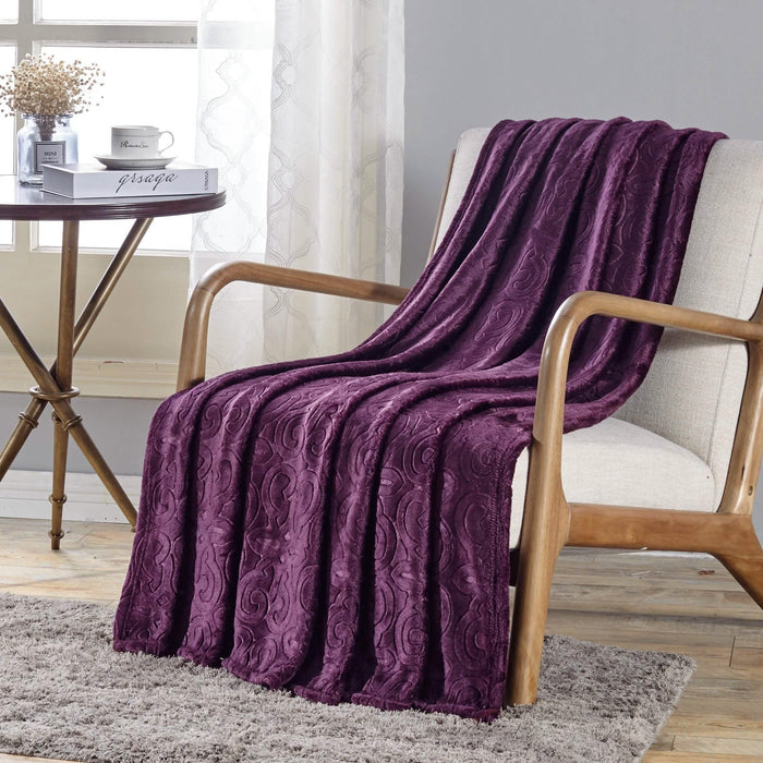 Dama Flannel Fleece Blanket by DailySale