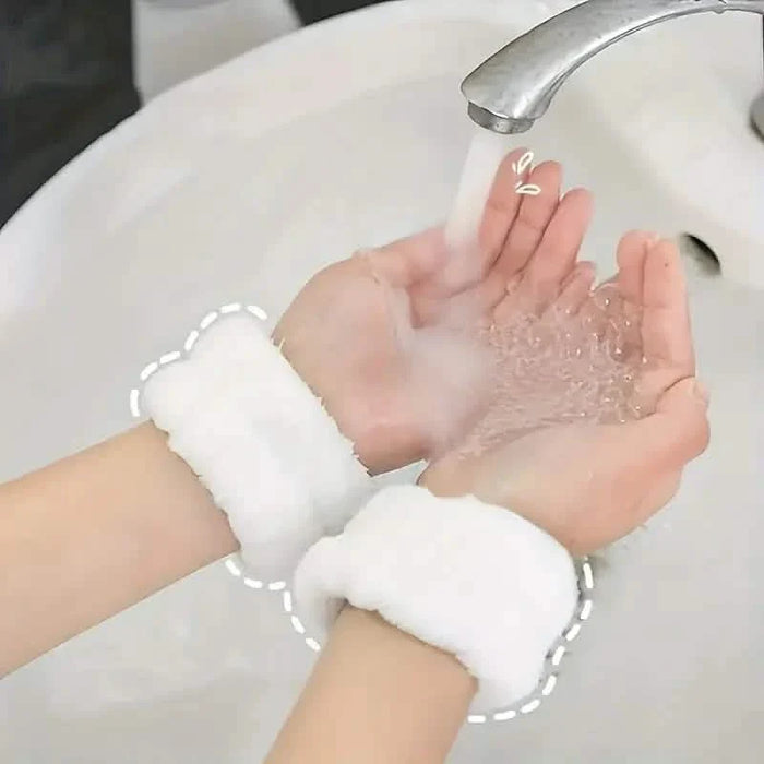 Face Washing Wrist With Sweat Wiping Bracelet Absorbing Sleeve by DailySale