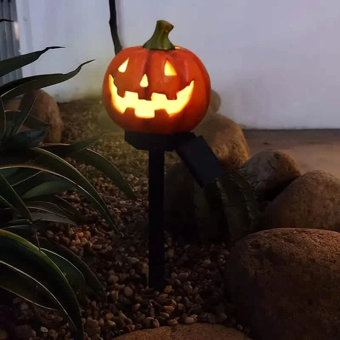 Halloween Jack-o '-lantern Solar Light by DailySale