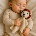 knit lovie | Chester the Lion by Finn + Emma