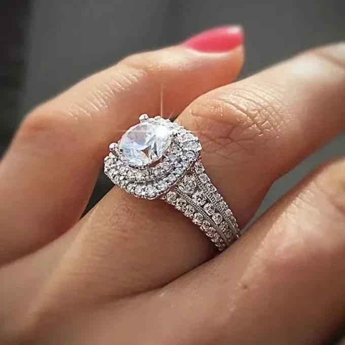 Large Oval Women Synthetic Zirconia Wedding Rings by DailySale