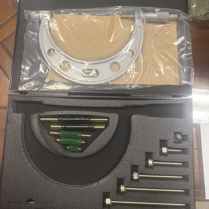 Mitutoyo 104-137 0-6" .001" Interchangeable Anvil Micrometer Set w/Standards by Price Is Right Miami