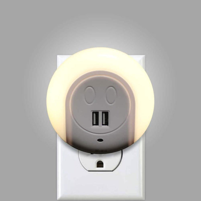 Night Light With 2 USB Ports by DailySale