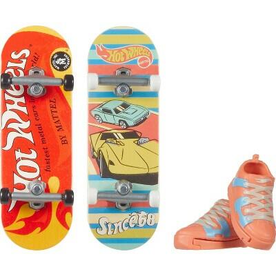 Hot Wheels Skate Retro Fingerboard Shoe Set 4pk 1 by Deal US