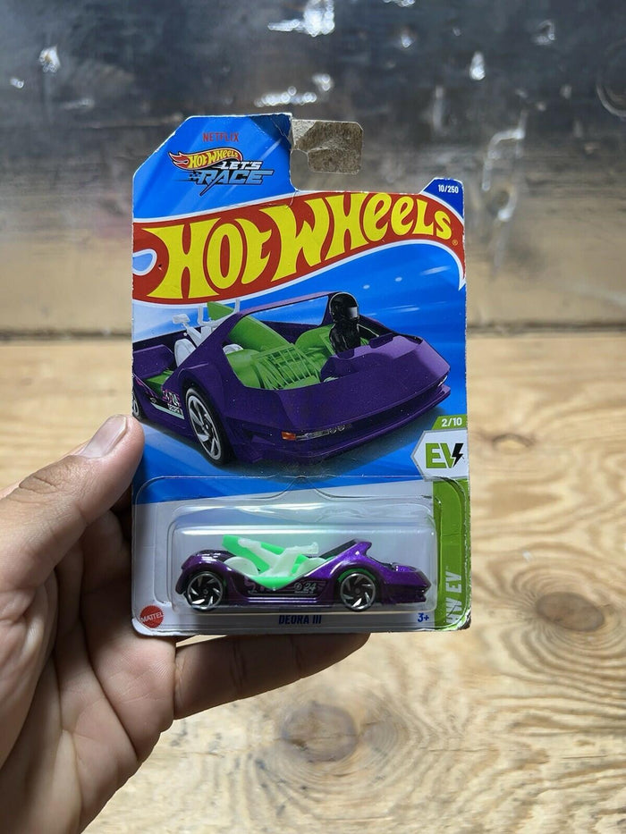 Hot Wheels Deora III #10 Purple 2024 Model by Deal US