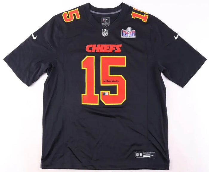 Patrick Mahomes II Signed Chiefs Nike Jersey With SB LVIII Patch (Beckett) Beckett Witnessed by Price Is Right Miami
