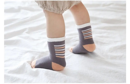 Pre-Order Organic Cotton Kids’ Socks | Fun Cat Socks for Toddlers & Little Kids by ozznekshoes
