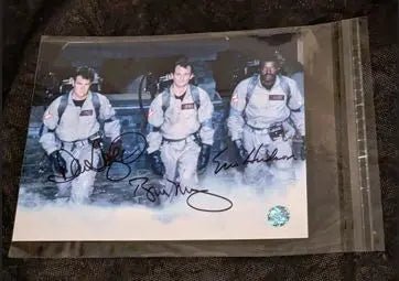 Dan Aykroyd, Bill Murray, Ernie Hudson Ghostbusters Signed 8x10 Photo with coa by Price Is Right Miami