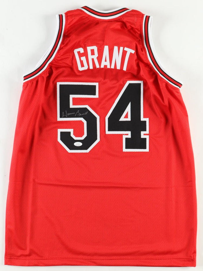Horace Grant Signed Jersey (JSA) by Price Is Right Miami