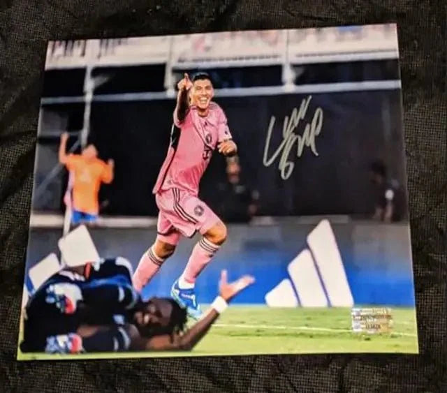 Luis Suarez Inter Miami Autographed 8x10 Photo (COA) by Price Is Right Miami