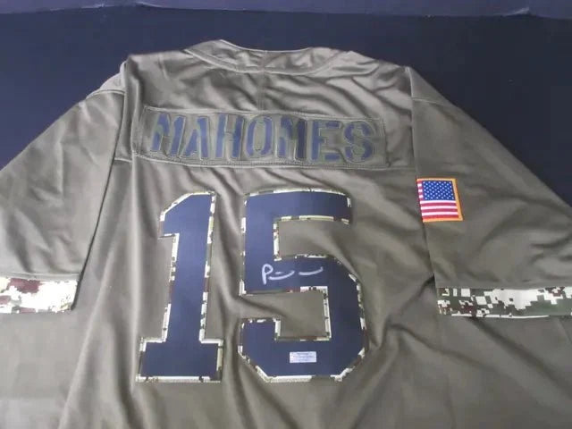 Patrick Mahomes Chiefs Signed Jersey Heritage COA by Price Is Right Miami