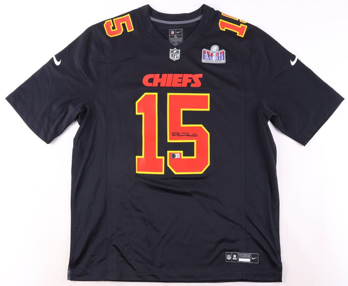 Patrick Mahomes II Signed Chiefs Nike Jersey With SB LVIII Patch (Beckett) Beckett Witnessed by Price Is Right Miami