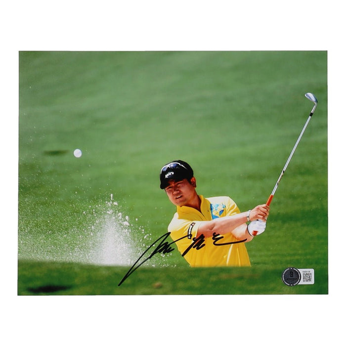 Y.E. Yang Signed 8x10 Photo (Beckett) by Price Is Right Miami