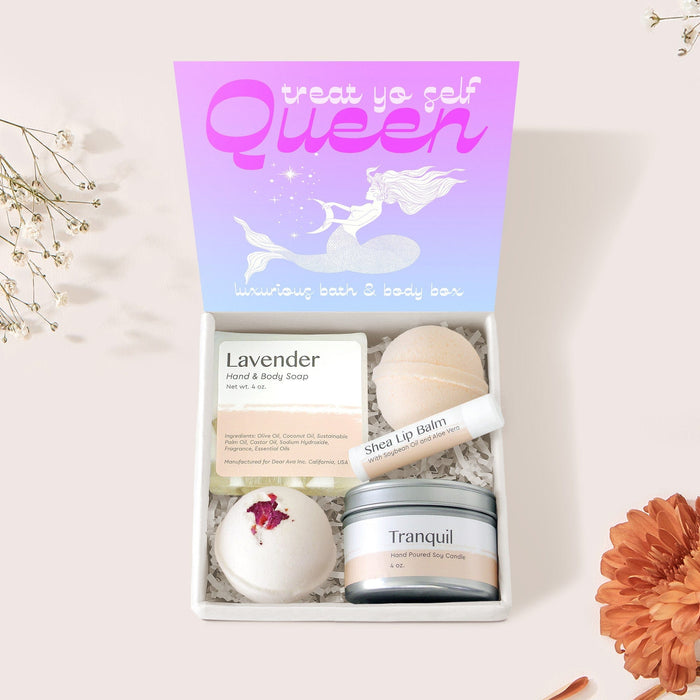 Queen Pearl Necklace Gift Box Set by Dear Ava