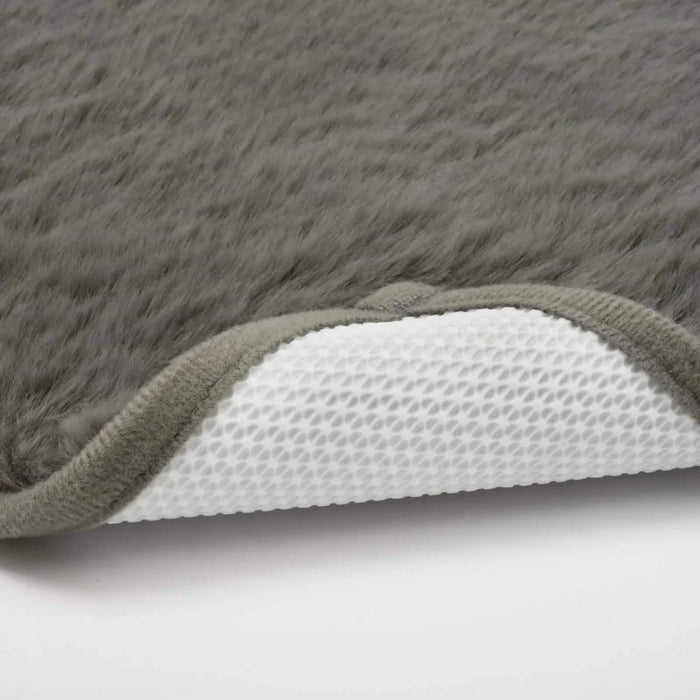2-Piece Set: Bibb Home 2 Piece Faux Fur Plush Bath Mat Set by DailySale