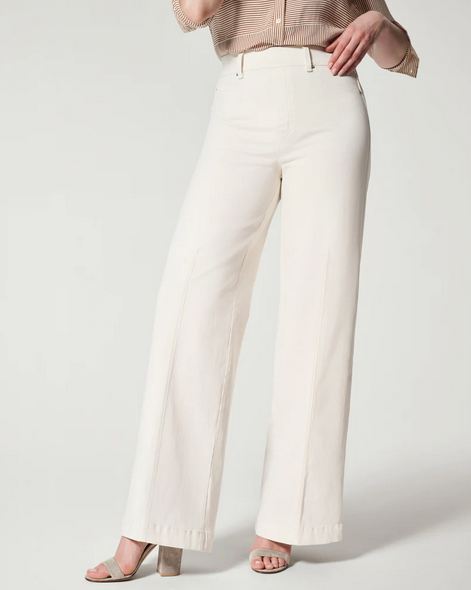 Seamed Front Wide Leg Jeans - Ecru by Boutique 23