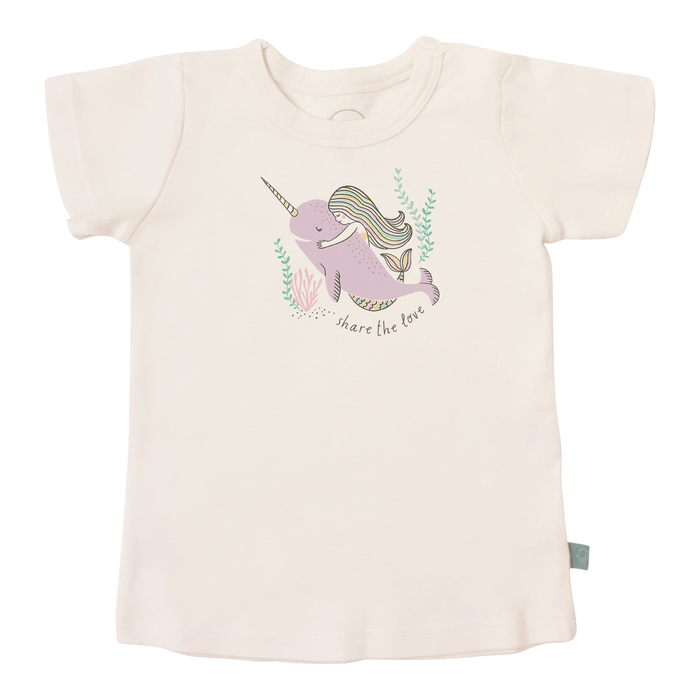 graphic tee | share the love by Finn + Emma