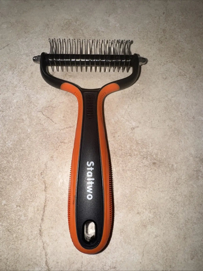 Staltwo 2-in-1 Deshedding Dog Brush Undercoat Rake, Orange Rubber by Price Is Right Miami