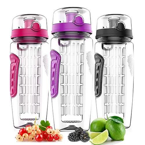 Ultra Portable Fruit Infusing Water Bottle 32oz by DailySale